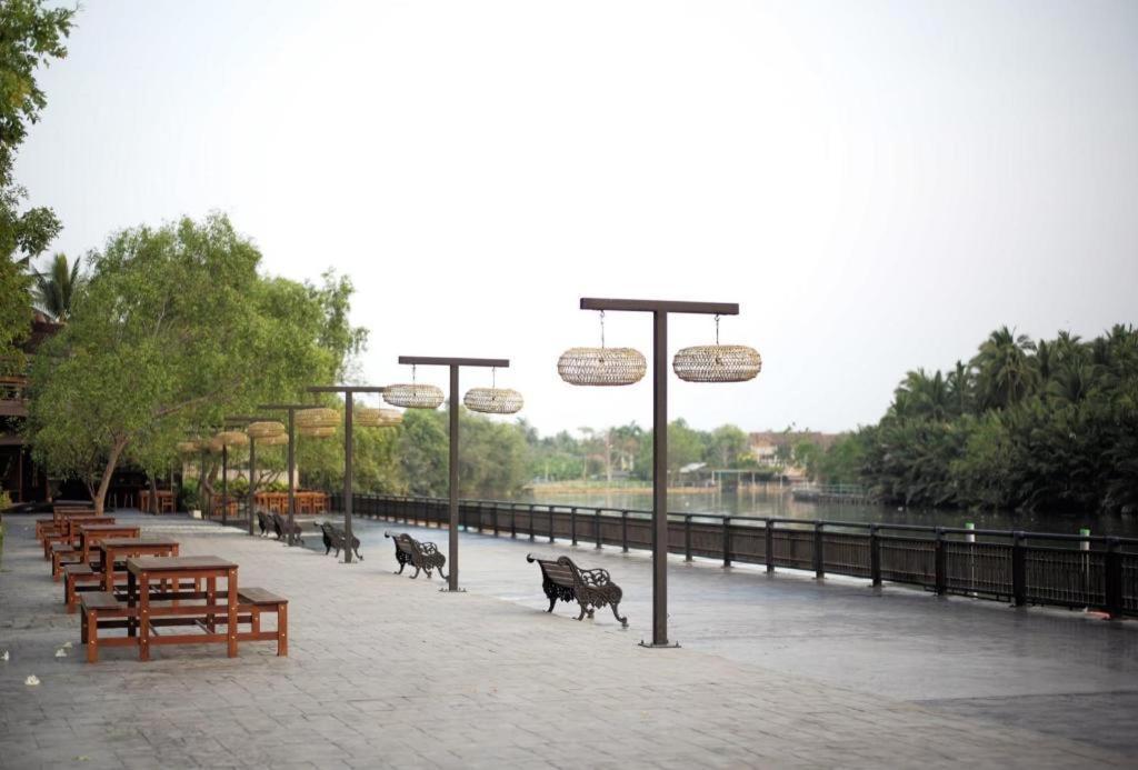 The Buffalo Amphawa Samut Songkhram Extérieur photo